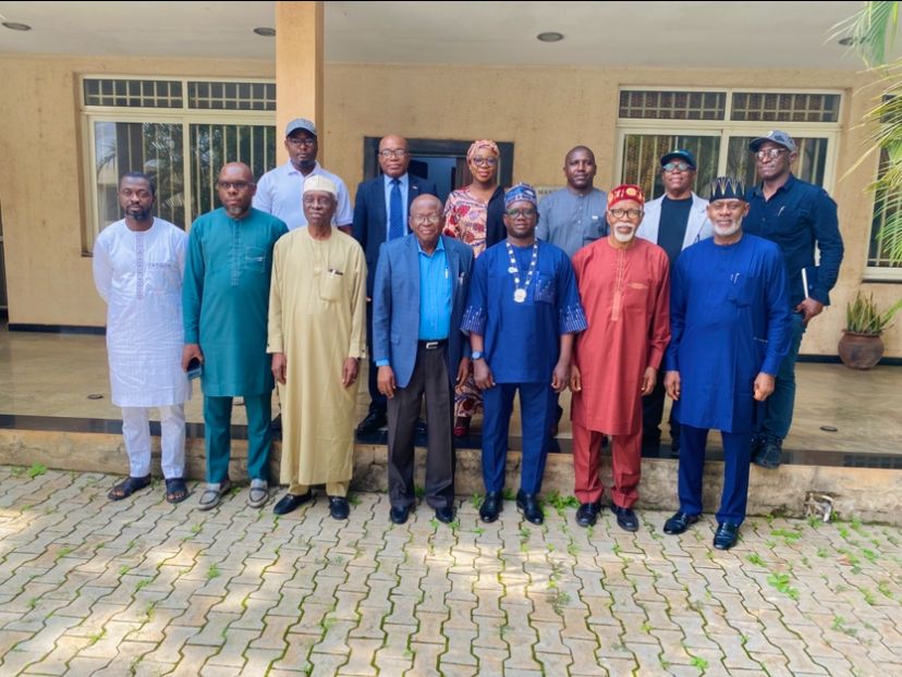 NSE Executive Committee Visits AUST
